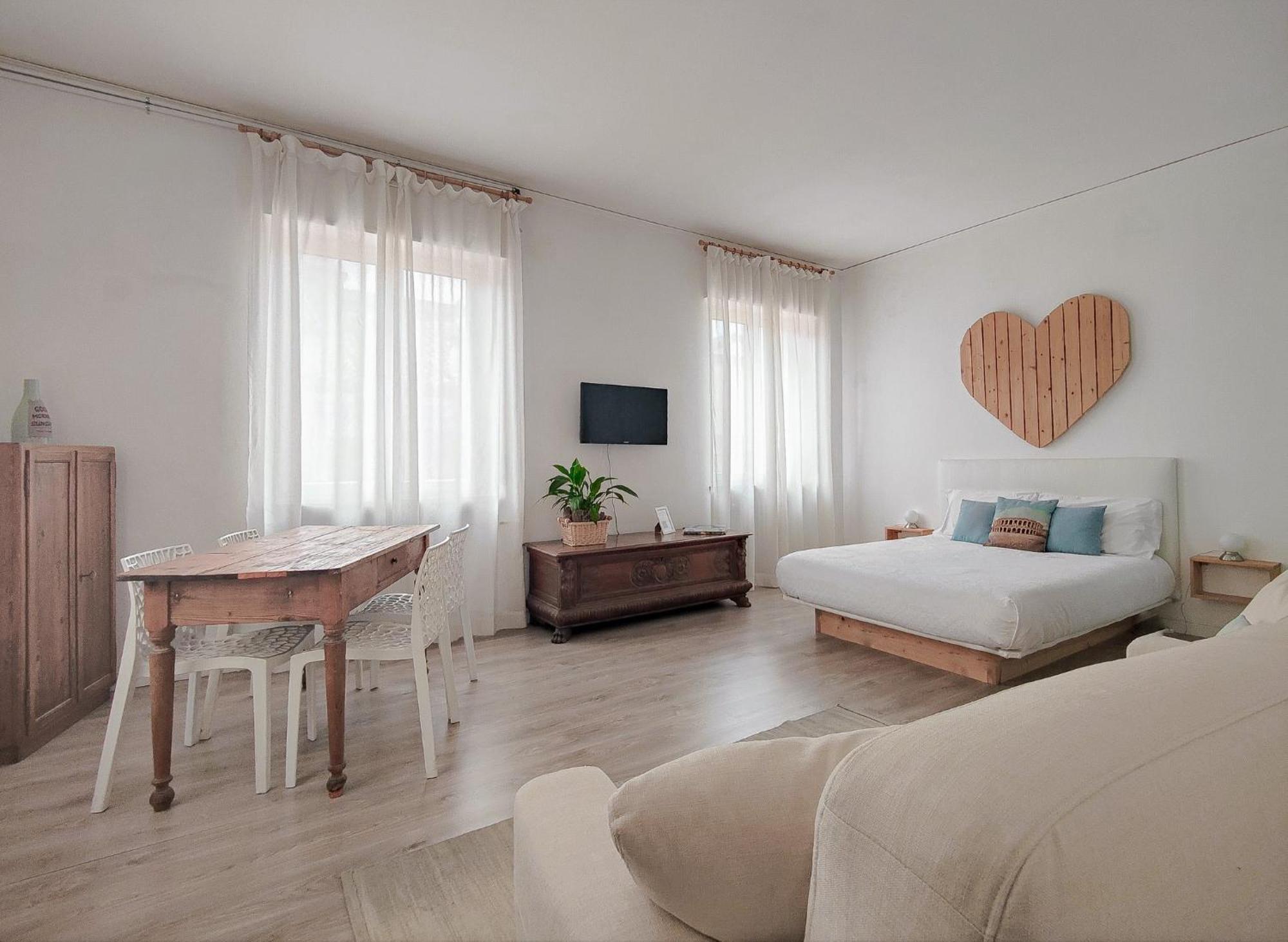 Corte Melone Rooms Верона Экстерьер фото